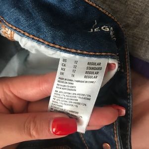 American Eagle Cropped Jeans